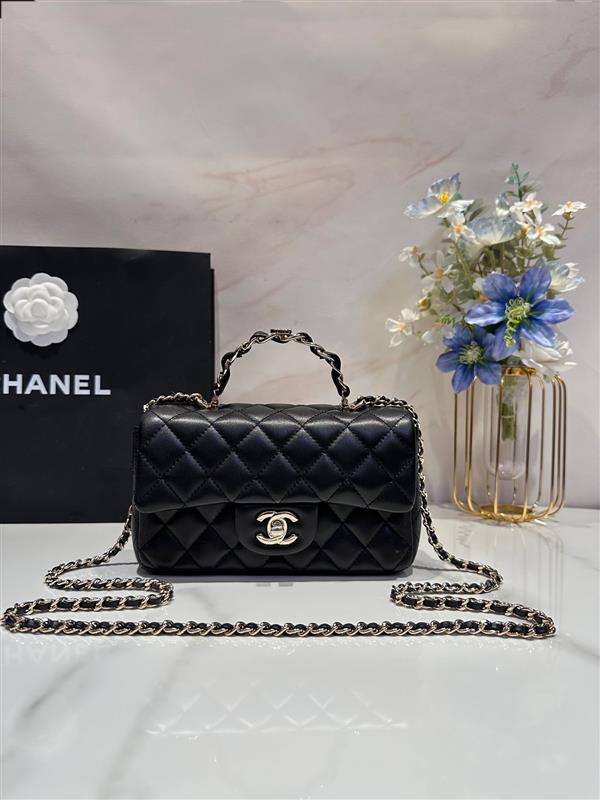 2026131214234222 700